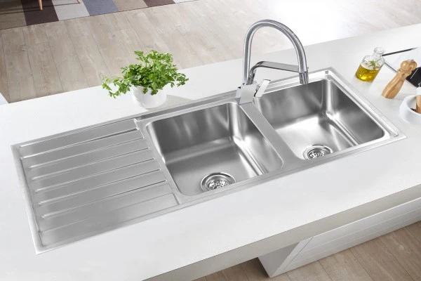 perbedaan wastafel single double sink